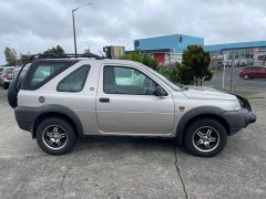 Photo of the vehicle Land Rover Freelander