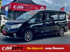 Photo of the vehicle Nissan Serena