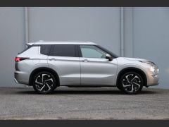 Photo of the vehicle Mitsubishi Outlander