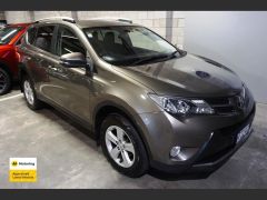 Photo of the vehicle Toyota RAV4