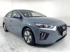 Photo of the vehicle Hyundai IONIQ