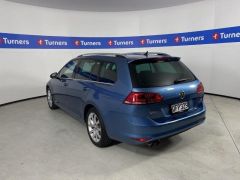 Photo of the vehicle Volkswagen Golf