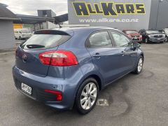 Photo of the vehicle Kia Rio