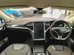 Photo of the vehicle Tesla Model S