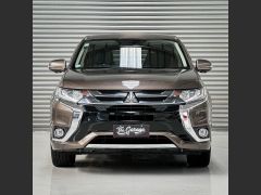 Photo of the vehicle Mitsubishi Outlander