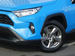 Photo of the vehicle Toyota RAV4