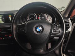 Photo of the vehicle BMW X5