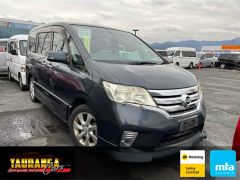 Photo of the vehicle Nissan Serena