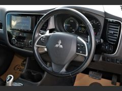 Photo of the vehicle Mitsubishi Outlander