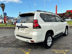 Photo of the vehicle Toyota Land Cruiser Prado