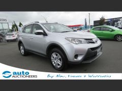 Photo of the vehicle Toyota RAV4