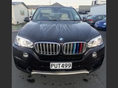 Photo of the vehicle BMW X5