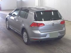 Photo of the vehicle Volkswagen Golf