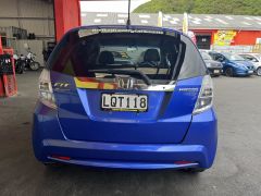 Photo of the vehicle Honda Fit