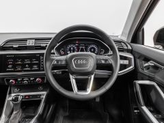 Photo of the vehicle Audi Q3