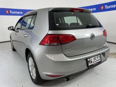 Photo of the vehicle Volkswagen Golf