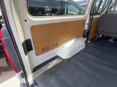 Photo of the vehicle Toyota HiAce