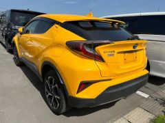 Photo of the vehicle Toyota C-HR