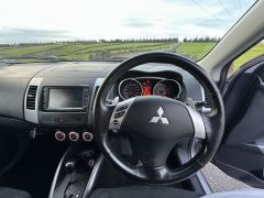 Photo of the vehicle Mitsubishi Outlander