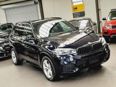 Photo of the vehicle BMW X5