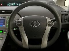 Photo of the vehicle Toyota Prius