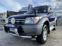 Photo of the vehicle Toyota Land Cruiser