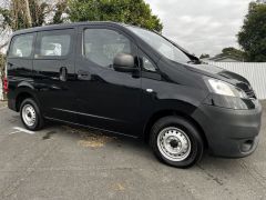 Photo of the vehicle Nissan NV200