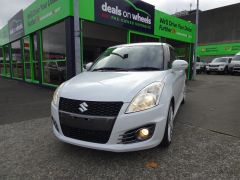 Photo of the vehicle Suzuki Swift