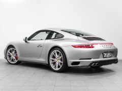 Photo of the vehicle Porsche 911