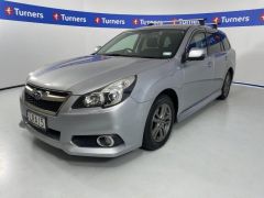 Photo of the vehicle Subaru Legacy