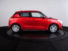 Photo of the vehicle Suzuki Swift