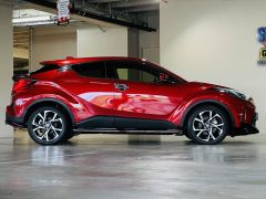 Photo of the vehicle Toyota C-HR