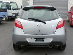 Photo of the vehicle Mazda Demio