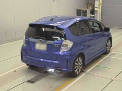 Photo of the vehicle Honda Fit