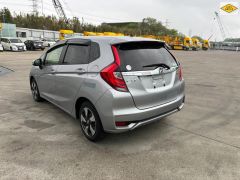 Photo of the vehicle Honda Fit