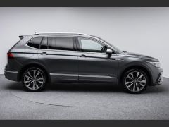 Photo of the vehicle Volkswagen Tiguan