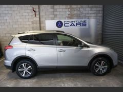 Photo of the vehicle Toyota RAV4