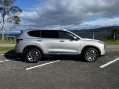 Photo of the vehicle Hyundai Santa Fe