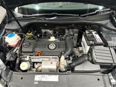 Photo of the vehicle Volkswagen Golf