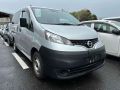 Photo of the vehicle Nissan NV200