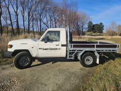 Photo of the vehicle Toyota Land Cruiser