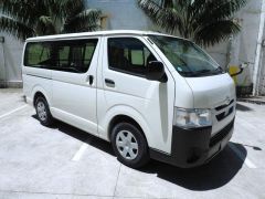 Photo of the vehicle Toyota HiAce