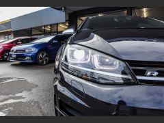 Photo of the vehicle Volkswagen Golf