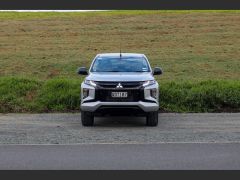 Photo of the vehicle Mitsubishi Triton