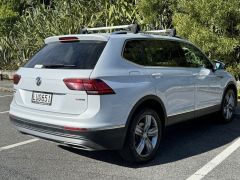 Photo of the vehicle Volkswagen Tiguan