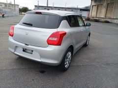 Photo of the vehicle Suzuki Swift