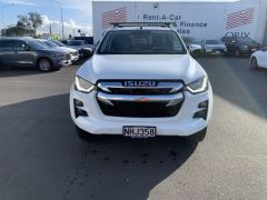 Photo of the vehicle Isuzu D-Max