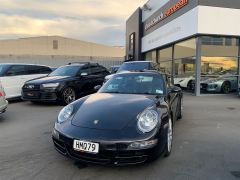 Photo of the vehicle Porsche 911