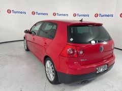 Photo of the vehicle Volkswagen Golf