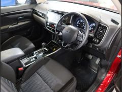 Photo of the vehicle Mitsubishi Outlander